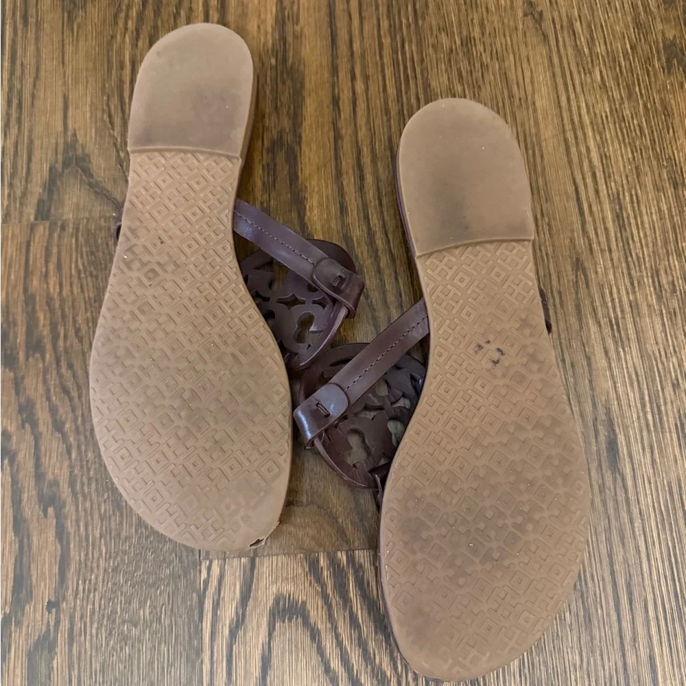 Tory Burch Black and Gold Logo Sandals - Picture 3 of 4
